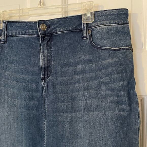 GH Bass Denim Skirt - Picture 2 of 4